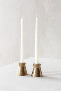 Ensemble de bougeoirs coniques en laiton, style minimaliste, pour accent de table, présentation de mariage, élégance raffinée - Product Image 6