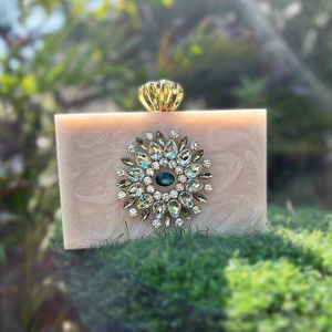 Nuevo bolso de mano de resina hecho a mano con diseño único y moderno, bolso de noche de resina hecho a mano, bolso de mano moderno de resina por MULTI CRAFT - Product Image 4