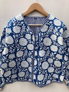 Chaqueta de Algodón Kantha para Mujer, Estilo Boho, Estampada, Acolchada, Hecha a Mano, con Cierre de Botones y Diseño Floral - Product Image 6