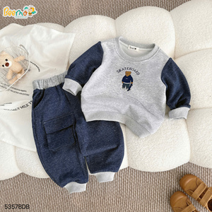Conjunto de Ropa de Moda para Niños Pequeños, Sudadera de Felpa, Pantalones Deportivos, Conjunto de Ropa Informal de Invierno para Niños - Product Image 4