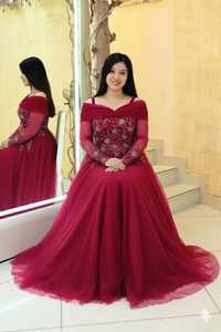 ชุดเดรสยาวแบบตะวันตก แบรนด์ NILESH TAILOR FASHION คอวีแบบหวาน ไหล่ตก ผ้าจอร์เจตต์ลายดาว ทรงกระโปรงบาน - Product Image 2