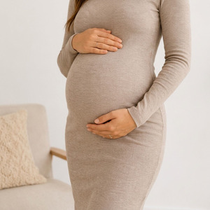 Vestido de Maternidad de Manga Larga con Tejido Acanalado, Largo hasta la Pantorrilla, Cuello Redondo, Estilo Tubo, Color Natural, Transpirable, Tejido Modal con Spandex - Product Image 3