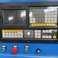 Tour à bois CNC professionnel chinois pour la fabrication de battes de baseball, alimentation automatique, finition en une seule opération, pour les États-Unis