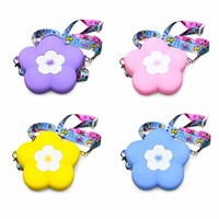 Ensemble de papeterie, trousse à bandoulière en silicone à imprimé animal, mini sac à bandoulière mignon de dessin animé, pochette à monnaie imperméable pour tout-petits, fait main