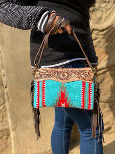 Recién llegado, manta de sillín azteca, bolso de cuero, bolso de mano de cuero con flecos, bolso cruzado de estilo occidental - Product Image 3