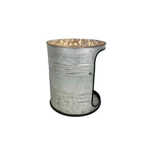 Tabouret de table d'appoint industriel rustique en fût d'huile galvanisé, mobilier unique en métal recyclé avec plateau en bois récupéré, en vente - Product Image 1