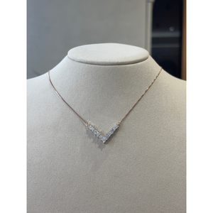 Collier élégant en or massif avec diamant de laboratoire de qualité supérieure, motif en V, 1,88 carat VVS VS EF, bijoux fins pour femmes - Product Image 3