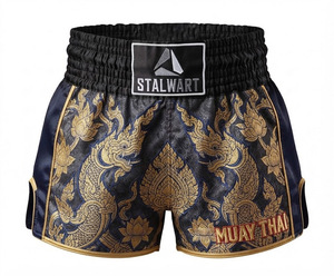 Shorts d'entraînement Muay Thai MMA Stalwart – Design Flamme Rouge, Or et Noir – Durables, Écologiques, Séchage Rapide, Protection Optimale, Personnalisables - Product Image 6