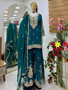 Conjunto de traje Sharara de georgette de zorro puro de diseñador para mujer con bordado de lentejuelas y dupatta, completamente cosido, para fiesta, estilo étnico. - Product Image 3