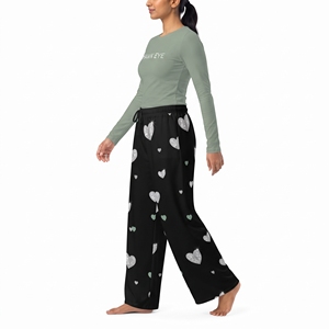 Ensemble de vêtements de nuit pour femmes avec imprimé cœur, chemise à manches longues à col rond et pantalon à taille élastique, pyjama doux et confortable - Product Image 4