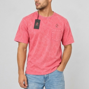 Camiseta de Hombre con Lavado Ácido, Diseño Sólido y Estampado Moderno, Nueva Colección en Oferta - Product Image 5