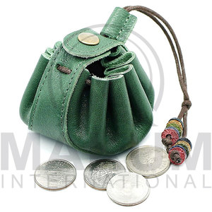 Pochette à dés en cuir avec cordon de serrage et bouton, couleur et logo personnalisés - Product Image 3