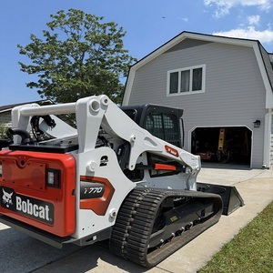 Chargeuse compacte sur pneus Bobcat avec composant moteur essentiel, engin de construction en promotion - Product Image 3