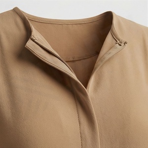 ชุดกิโมโนแบบ OEM ปี 2025 เสื้อคลุมอาบายะ ผ้าโพลีเอสเตอร์เนื้อนุ่ม ยืดหยุ่นสูง หนาขึ้น สำหรับผู้หญิงมุสลิม คอวี แขนยาว เหมาะสำหรับงานปาร์ตี้ รอมฎอน งานแต่งงาน - Product Image 4