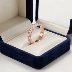 Anillo de Eternidad de Oro Rosa de 14K con Diamantes Redondos de Corte Brillante en Engaste Pavé, Certificado IGI, Anillo de Boda Clásico para Mujer - Product Image 3