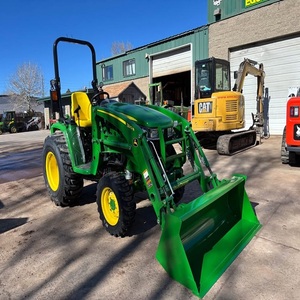 Tracteur compact John Deere 3039R neuf, machine agricole polyvalente pour le travail du sol, le labour, la tonte et les travaux d'aménagement paysager. - Product Image 1
