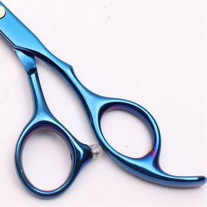 Tijeras de Peluquería Profesionales de Titanio con Logotipo Personalizado, para Diestros, de Acero Inoxidable, con Empuñadura de Goma, Gran Venta - Product Image 6
