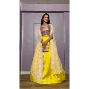 Elegante conjunto de Lehenga occidental Indo para mujer para fiestas con un exquisito detalle de Koti - Product Image 2