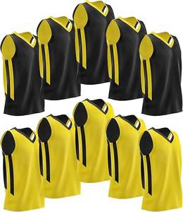 Uniforme de Baloncesto Personalizado de Alta Calidad – Camiseta y Pantalones Cortos Sublimados 100% Poliéster - Product Image 5