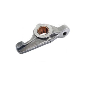 Levier à bascule avec fixation par vis pour pièces de moteur de tracteur Ford New Holland 83956710 87802659 D9NN6529AB - Product Image 1