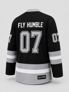 เสื้อฮอกกี้น้ำแข็งสีดำสำหรับผู้ชาย Fly Humble พิมพ์ลายดิจิทัล ระบายความชื้นได้ดี ทรงปกติ เสื้อผ้าสำหรับผู้ใหญ่ ปรับแต่งชื่อทีมได้ ปรับขนาดได้ - Product Image 3