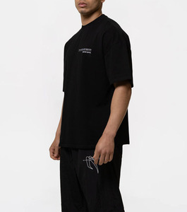 เสื้อยืดโอเวอร์ไซส์สั่งทำขายส่ง ผ้าฝ้ายพรีเมียม สตรีทแวร์ ระบายอากาศได้ดี ผ้าคุณภาพสูง รับผลิตเสื้อผ้าแบบ OEM ODM - Product Image 3