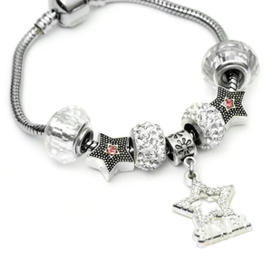   Pulsera con Dijes de Estrella Plateada para Mujer, Elegante Diseño de Estrella en Color Plata, Joyería de Moda para Hermandades, Accesorio Elegante para la Muñeca - Product Image 1