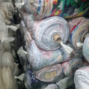 Hecho en Corea, 95% poliéster, 5% spandex, tela ITY estampada en lote, muchos diseños florales, la mejor calidad, hermosos diseños. - Product Image 4