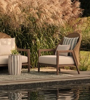 Sillón Moderno y Resistente Hecho de Madera de Teca Sólida con Ratán Sintético y Cojín para Uso en Exteriores en Hoteles, Villas y Salas de Estar