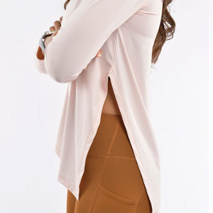 Chemise à manches longues pour femme 2026, design à découpe latérale en V, chemise longue personnalisée tendance, vêtement de yoga très élastique, anti-humidité, pour le sport - Product Image 3