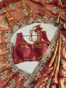 Sari de satén rosa de lujo con bordados Fendi, largo hasta el suelo, de diseñador, para bodas, fiestas de graduación, invierno, verano, ropa tradicional india étnica. - Product Image 5