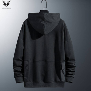 เสื้อฮู้ดดี้เทคแวร์ดีไซน์ใหม่ล่าสุด คุณภาพพรีเมียม มีกระเป๋าคาร์โก้ขนาดใหญ่ สายรัดแบบหัวเข็มขัด และปลายแขนเสื้อแบบริบ สำหรับขายส่ง - Product Image 3