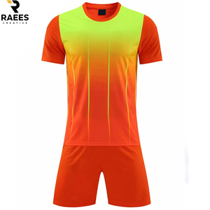 Service OEM, fabrication au Pakistan, uniformes de football de qualité supérieure, en stock, uniformes de football disponibles - Product Image 1