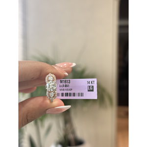 Anillo de Compromiso Exclusivo con Tres Diamantes Cultivados en Laboratorio, Diseño Vintage con Halo, 1.97CT VVS VS EF, Oro Sólido para Mujer - Product Image 2