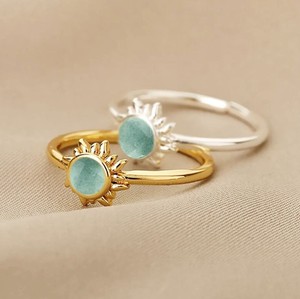 Anillo Pequeño de Aguamarina de 6 mm con Forma de Rayos de Sol - Anillo Hecho a Mano Chapado en Oro - Product Image 4