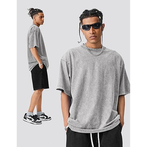 ชุดเซ็ตเสื้อยืดและกางเกงขาสั้นผู้ชายสำหรับฤดูร้อน ผ้าฝ้ายลำลองทรงหลวมสไตล์สตรีทแวร์ ชุด 2 ชิ้น ล้างสีแบบแอซิดวอช - Product Image 4