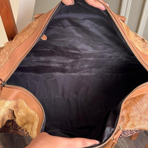 Fabricant de sacs de voyage personnalisés, fabriqués à la main, en cuir de vachette Western unisexe, luxueux, à franges tan - Product Image 6