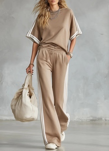Conjunto Casual Beige para Mujer, Camiseta Holgada y Pantalones Anchos - Product Image 6