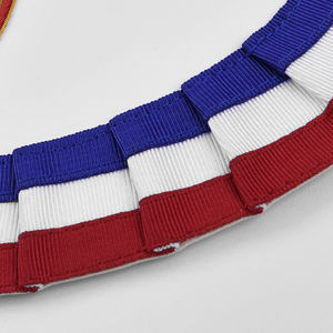 Insignia Masónica de Lujo National Sojourners, Compás y Escuadra Dorados con Corona, Bordado a Mano con Hilos Metálicos, para Coser o con Imán - Product Image 5