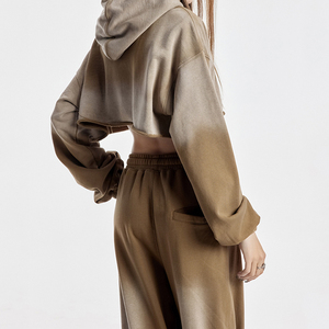 Ensemble de survêtement décontracté 2 pièces pour femme 2026 : Hoodie court et pantalon large délavé à l'acide – Collection Streetwear et Lounge - Product Image 5