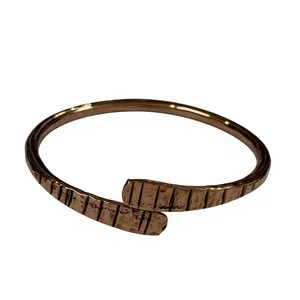 Handcrafted Pure Copper Surface Engraved Tri Tone Twisted Braid Motif Cuff Bracelet Heavy Duty Solid Copper - Product Image 3