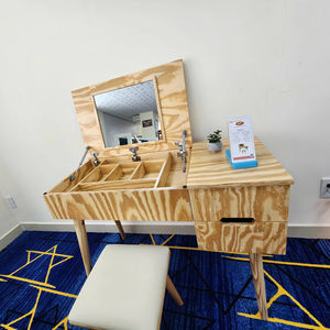 Panneaux de contreplaqué de pin écologiques à prix avantageux, réutilisables, 9-12-15-18 mm, finition polie, colle E0, pour la construction intérieure et les meubles - Product Image 1