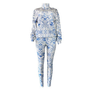 <b>Top</b> Quality Women Sublimation Tracksuit Adult Wear Hot Selling Comfortable Cheap Price Breathable Women Sublimation Tracksuit - Product Image 3