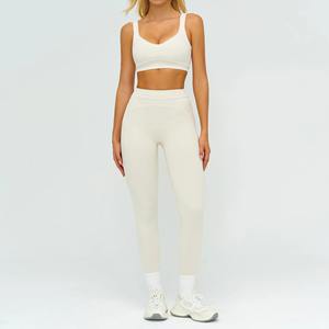 Ensembles de Yoga et Tenues de Sport pour Femmes : Survêtements de Gym, Ensembles de Fitness Push-Up, Vêtements de Course, Soutien-Gorge de Sport, Leggings et Ensembles Activewear - En Promotion - Product Image 4