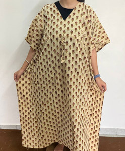 Vestido Kaftan de Algodón Estampado de Diseñador con Patrones Atractivos y Ajuste Cómodo - Product Image 4