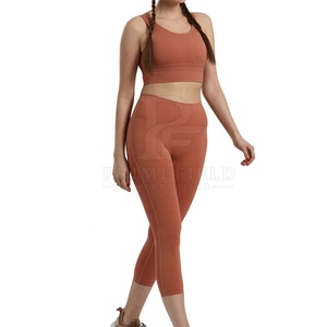 Ensemble de yoga couleur unie sans couture, haut court taille mi-haute et leggings longs 2 pièces, respirant, écologique, en Spandex/Nylon - Product Image 4