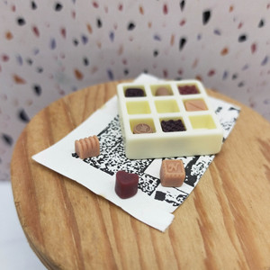 <b>Scale</b> 1:12 Miniature 12 Cavity Dessert Platter Chocolate Cakes for Dollhouse Accessories Craft Making for Age 14+ - Product Image 5