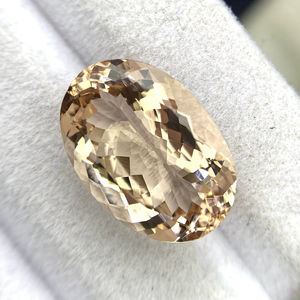 Piedra de Morganita Natural Certificada, Corte Ovalado, con Excelente Color y Brillo, Beryl Natural de 10.28 Quilates, Limpia con Lupa - Product Image 1