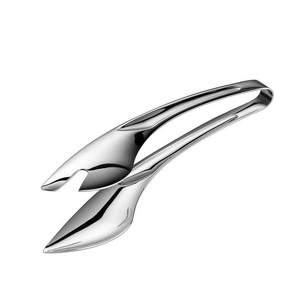 Utensilios de cocina: Elegantes pinzas de cocina de acero inoxidable para asar y servir carne a la parrilla, con un diseño elegante. - Product Image 3