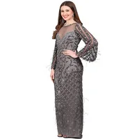 Robe de soirée de luxe à manches longues perlées à la main, élégante, gris anthracite, avec décolleté illusion et détails en plumes, pour bal de promo